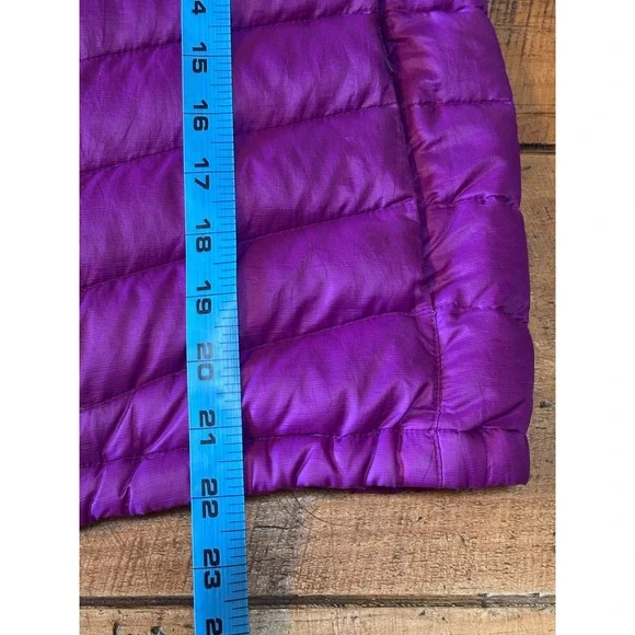 Marmot Womens 700 Fill Down Jena Jacket Purple Lime Green Lightweight Size XS - Picture 13 of 14